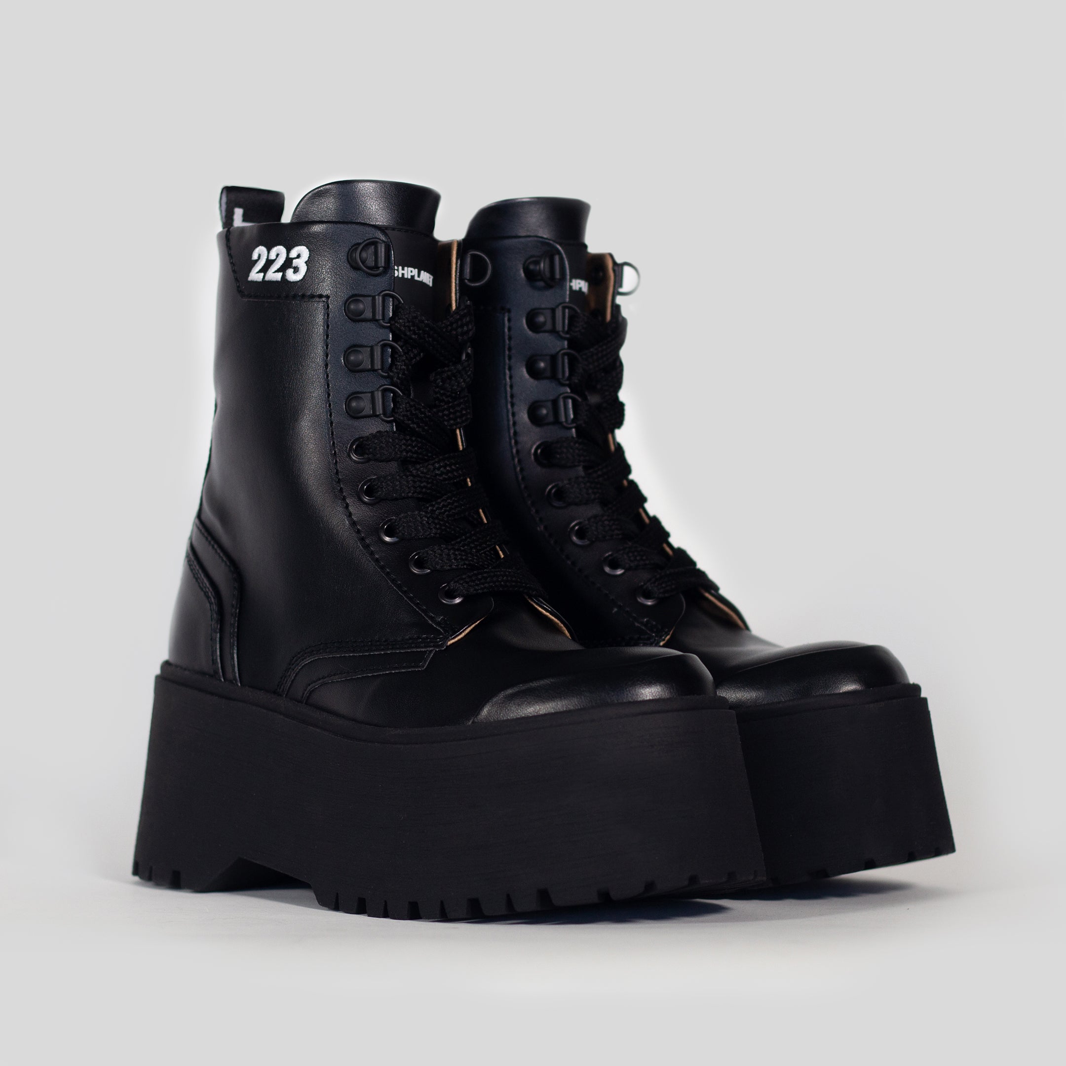 Peta shop safe boots